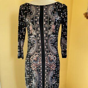 WHITE HOUSE BLACK MARKET WHBM black white floral keyhole sheath dress, XXS